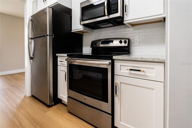 6309 PONTIAC LANE, North Port, FL 34287