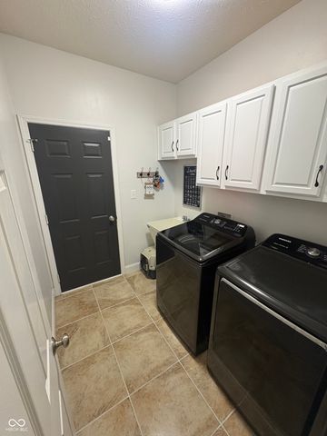 7626 Purple Cress Drive, Avon, IN 46123