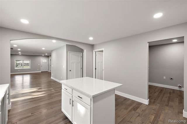 5771 Gratiot Avenue, Saint Clair, MI 48079