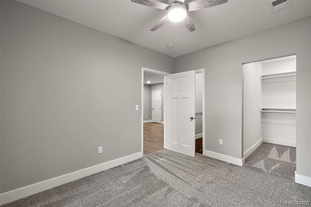 5771 Gratiot Avenue, Saint Clair, MI 48079