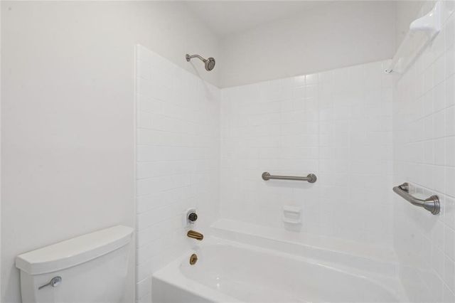 2 Gilbert Trail NE, Atlanta, GA 30308