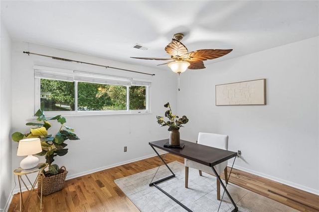 2 Gilbert Trail NE, Atlanta, GA 30308