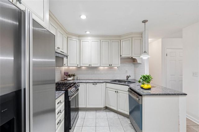 2 Gilbert Trail NE, Atlanta, GA 30308