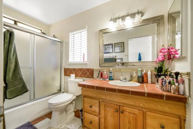 37913 53rd Street East, Palmdale, CA 93552