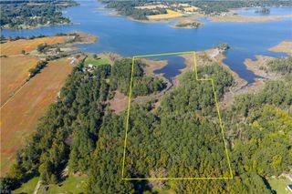 25+AC Glass RD, Hayes, VA 23072