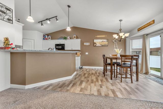 400 Falcons Prey, Wright City, MO 63390