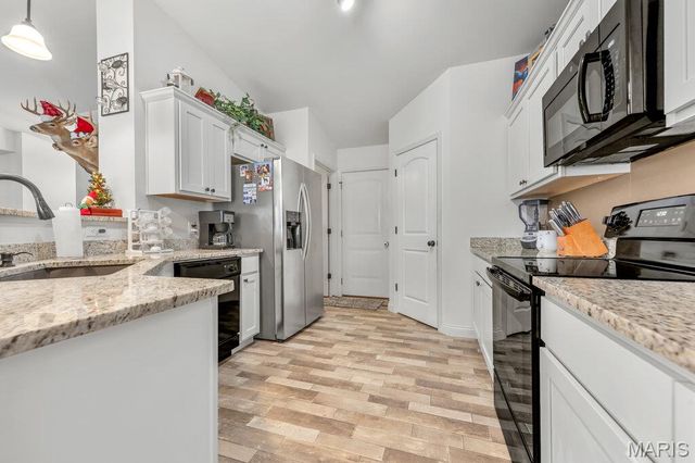 400 Falcons Prey, Wright City, MO 63390