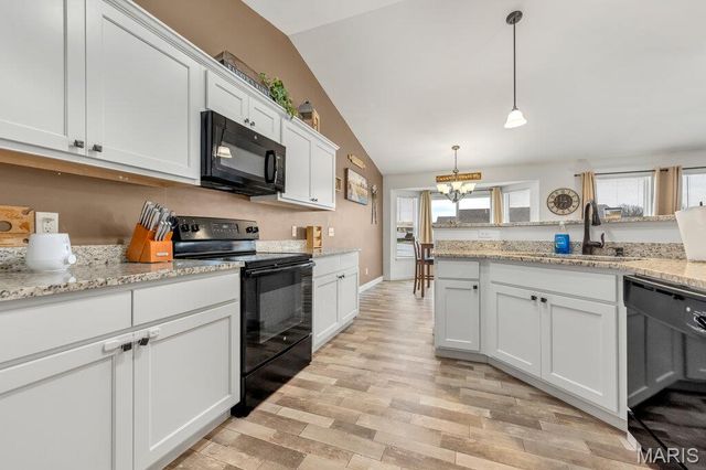 400 Falcons Prey, Wright City, MO 63390