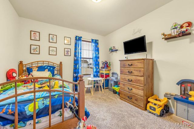 400 Falcons Prey, Wright City, MO 63390