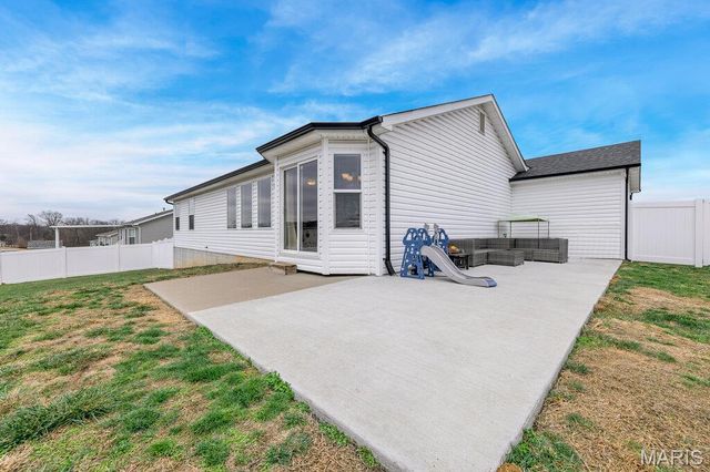 400 Falcons Prey, Wright City, MO 63390