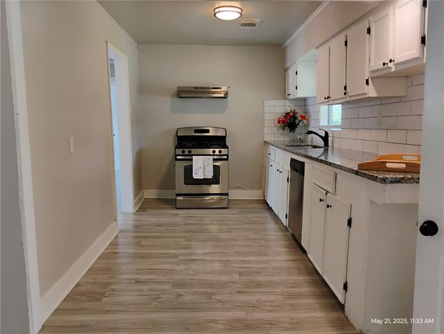 5954 Doolittle Boulevard, Houston, TX 77033