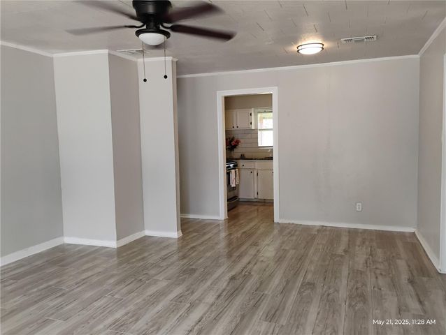 5954 Doolittle Boulevard, Houston, TX 77033