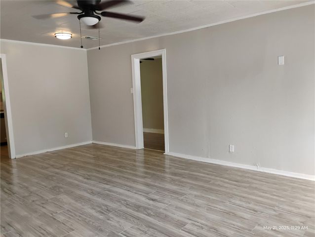 5954 Doolittle Boulevard, Houston, TX 77033