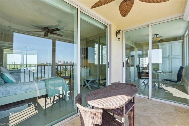 25 Bluebill AVE # A606, Naples, FL 34108