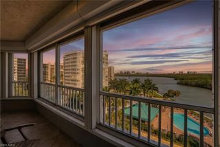 25 Bluebill AVE # A606, Naples, FL 34108