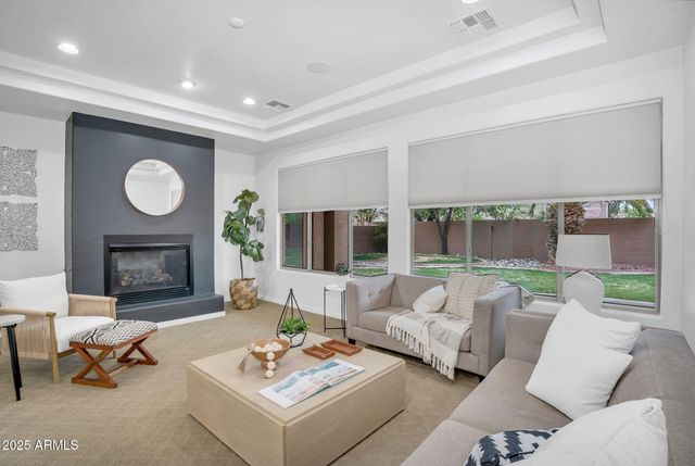 4756 E IRONHORSE Road, Gilbert, AZ 85297