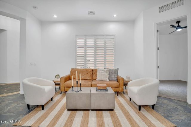 4756 E IRONHORSE Road, Gilbert, AZ 85297