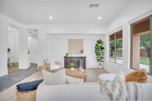 4756 E IRONHORSE Road, Gilbert, AZ 85297