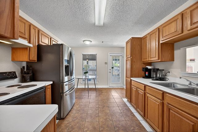 1929 Overland Street, Fort Worth, TX 76131