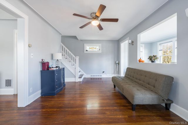 89-60 215th Street, Queens Village, NY 11427