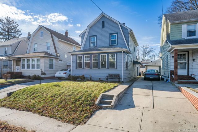 89-60 215th Street, Queens Village, NY 11427