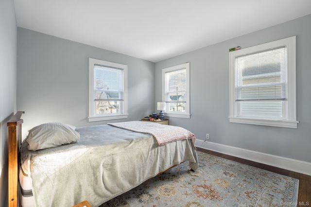 89-60 215th Street, Queens Village, NY 11427