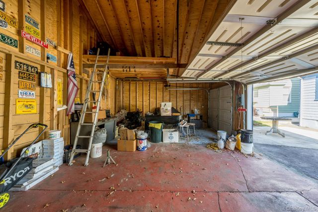 89-60 215th Street, Queens Village, NY 11427