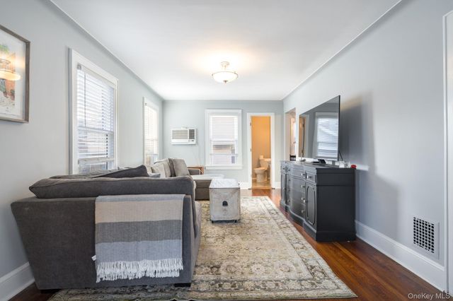 89-60 215th Street, Queens Village, NY 11427