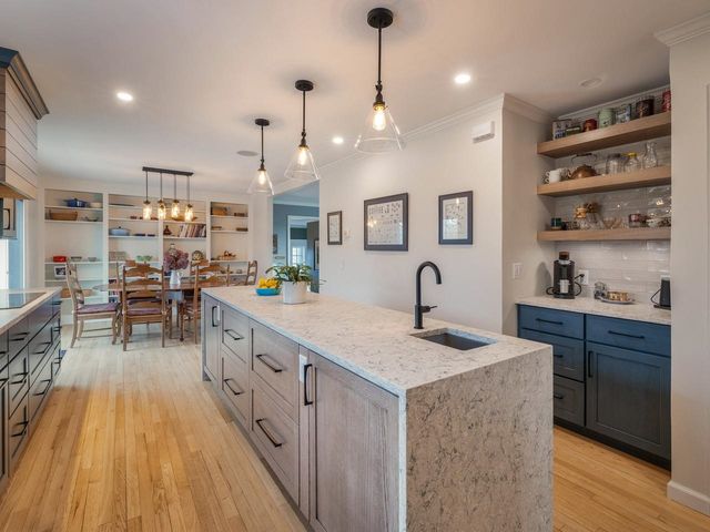 139 Southridge Road, Shelburne, VT 05482