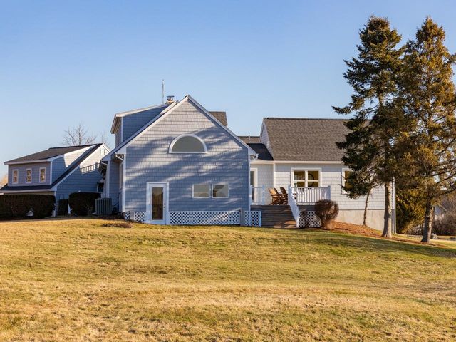 139 Southridge Road, Shelburne, VT 05482