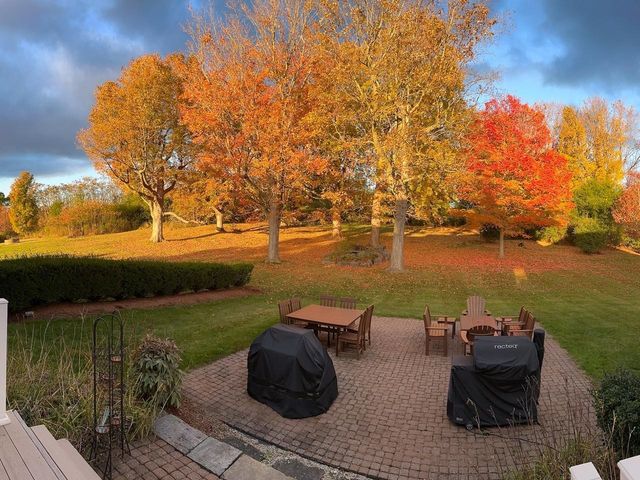 139 Southridge Road, Shelburne, VT 05482