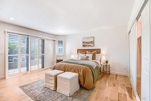 186 Barrio Way, Windsor, CA 95492