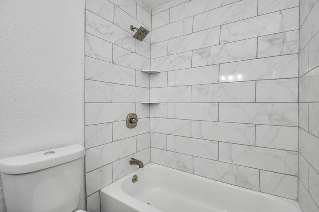 2002 Gentryside Drive 113, Houston, TX 77077