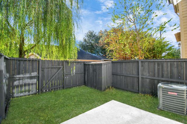 2002 Gentryside Drive 113, Houston, TX 77077