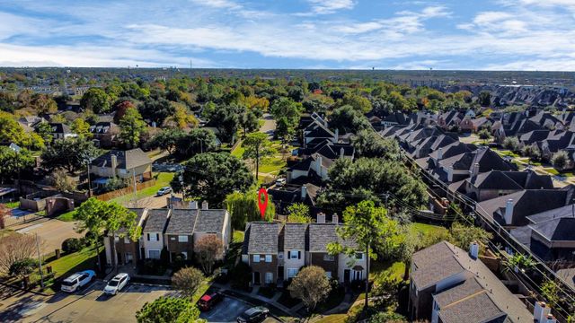 2002 Gentryside Drive 113, Houston, TX 77077