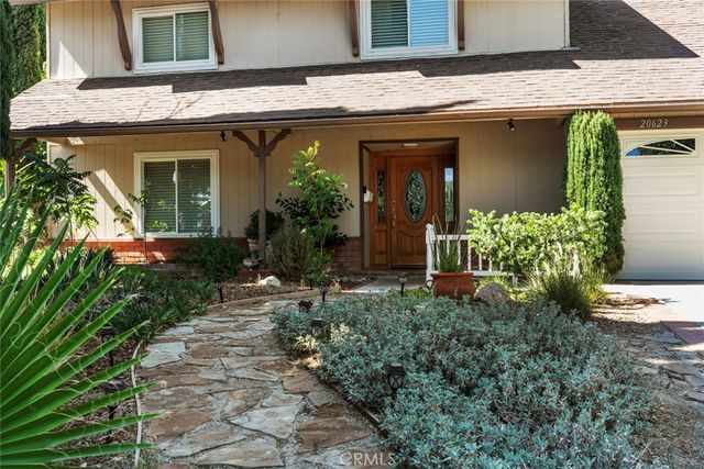 20623 Russ Jay Street, Saugus, CA 91350