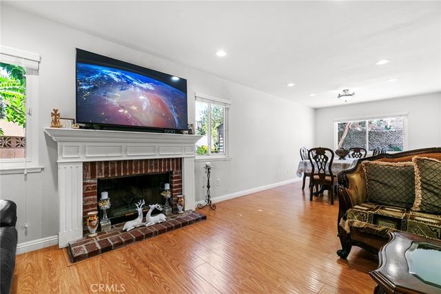 20623 Russ Jay Street, Saugus, CA 91350