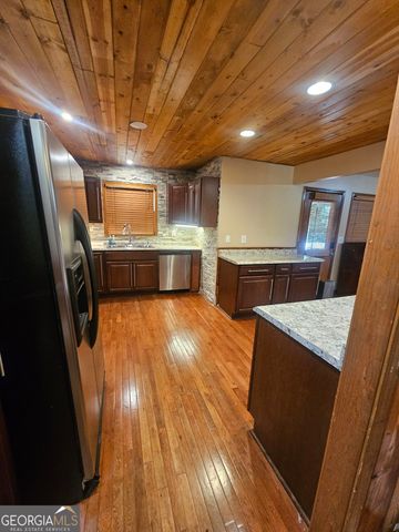 100 Dolly Nixon Road, Senoia, GA 30276