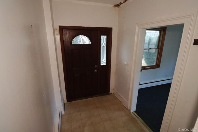 156 Oak Street, Amityville, NY 11701