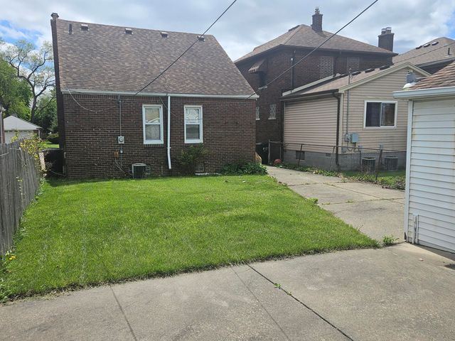 15237 Carlisle Street, Detroit, MI 48205