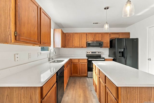 1008 Lion King, San Antonio, TX 78251
