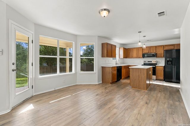1008 Lion King, San Antonio, TX 78251