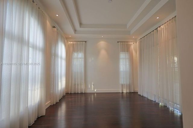 6853 NW 113th Pl, Doral, FL 33178