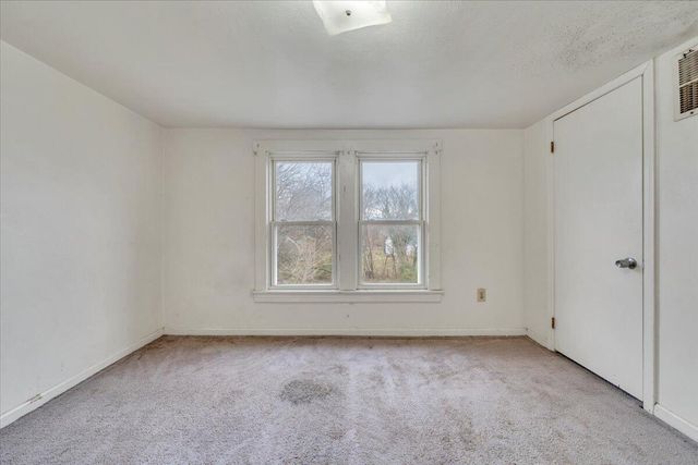 2810 Courtland RD, Roanoke, VA 24012