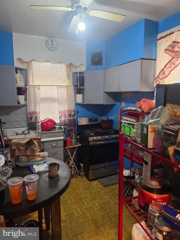 4943 N WARNOCK ST, Philadelphia, PA 19141