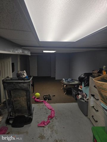 4943 N WARNOCK ST, Philadelphia, PA 19141