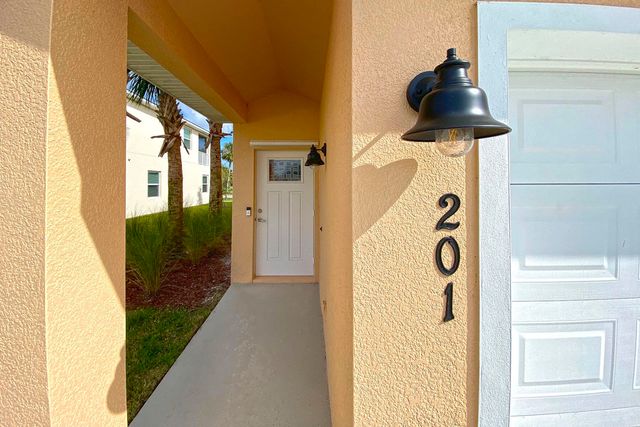 3951 Playa Del Sol Drive 201, Rockledge, FL 32955