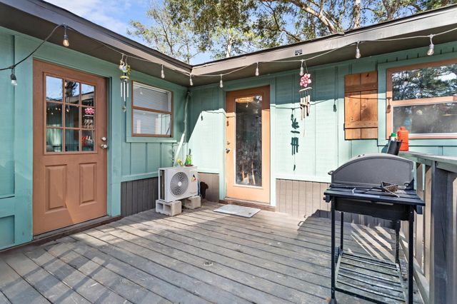 1007 N Pine Street, Woodville, TX 75979