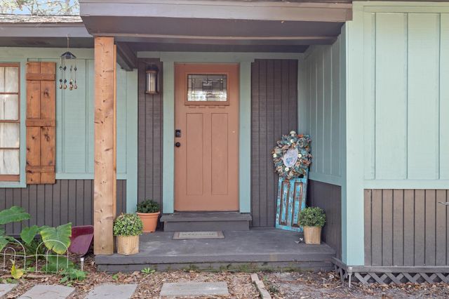 1007 N Pine Street, Woodville, TX 75979