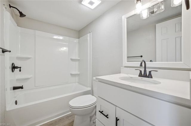 513 Peak CT, Virginia Beach, VA 23462